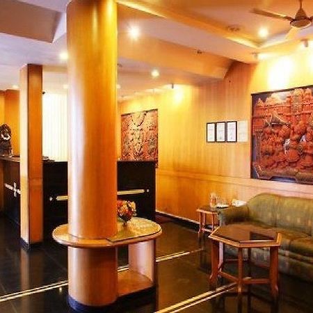 Hotel Bombay Tiffanys Mysuru Zewnętrze zdjęcie