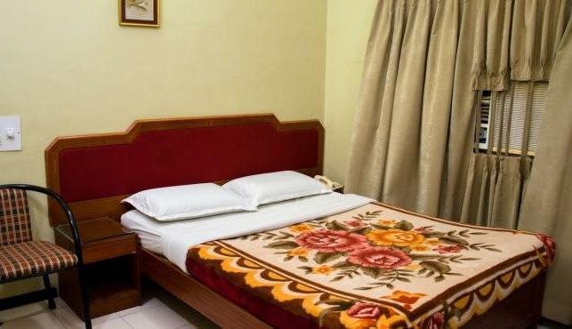 Hotel Bombay Tiffanys Mysuru Zewnętrze zdjęcie