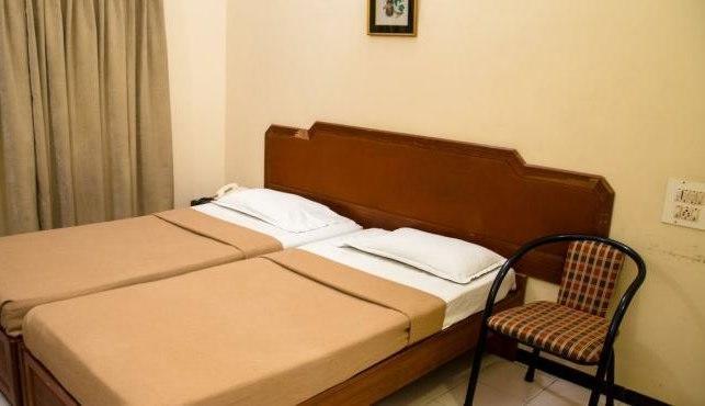 Hotel Bombay Tiffanys Mysuru Zewnętrze zdjęcie