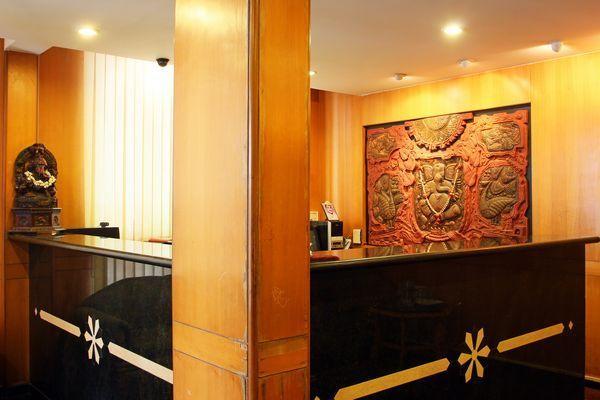 Hotel Bombay Tiffanys Mysuru Zewnętrze zdjęcie